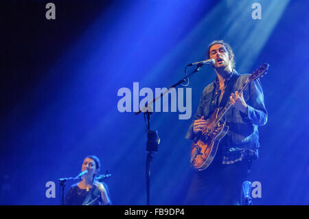 Liverpool, Royaume-Uni. 12 janvier 2016. Pour les prix Grammy, Hozier, le chanteur et compositeur irlandais, fonctionne à l'Empire Theatre, Liverpool. © Paul Warburton/Alamy Live News Banque D'Images