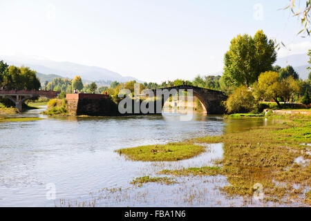 Shaxi, la vieille ville datant de 1451,Sideng Square,Temple,Théâtre,vendredi,Marché,la province du Yunnan en République populaire de Chine, Chine Banque D'Images