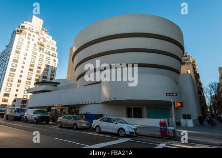 Solomon R. Guggenheim Museum, Manhattan, New York, USA Banque D'Images