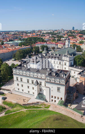 Vue de la reconstruction du palais des Grands-ducs de Lituanie, de la cathédrale et de la vieille ville, à Vilnius, Lituanie Banque D'Images