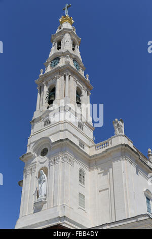 L'ancienne cathédrale du complexe religieux à Fatima, Portugal Banque D'Images