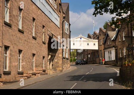 Royaume-uni, Angleterre, Derbyshire, Lea, Lea bridge Mills, accueil de John Smedley's 200 ans usine de tricot, est 1784, pont au-dessus de road Banque D'Images