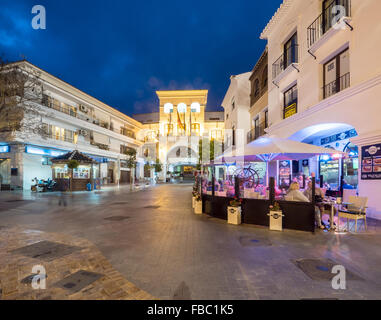 Bar Plaza du Balcon de Europa, Nerja, Costa del Sol, Espagne Banque D'Images