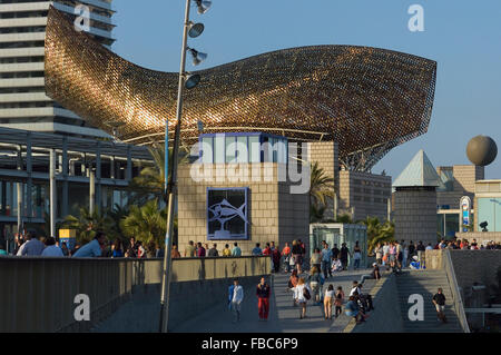 Frank Gehry'S FISH sculpture. Barcelone. Le Catalan. L'Espagne. L'Europe Banque D'Images