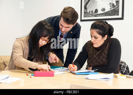 Cours de langue dans une école de langue. Banque D'Images