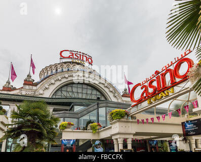 Vue sur le Casino à Evian-les-bains France Banque D'Images