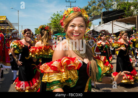 Barranquilla, Colombie - mars 1, 2014 : Les organisateurs du des défilés du carnaval dans le Carnaval de Barranquilla, en Colombie. Banque D'Images