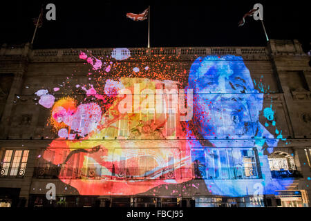 Londres, Royaume-Uni. 14 janvier, 2016. 195 par NOVAK Piccadilly - Londres Lumiere : le "plus grand festival lumière' de l'histoire de frapper la capitale. Produit par l'Artichaut et soutenu par le maire de Londres, pour quatre soirs en janvier une foule d'artistes internationaux illuminent la ville de 6h30 à 22h30 chaque soir. Architecture iconique a été transformée avec des projections 3D, installations interactives et d'autres œuvres extraordinaire lumière. Crédit : Guy Bell/Alamy Live News Banque D'Images