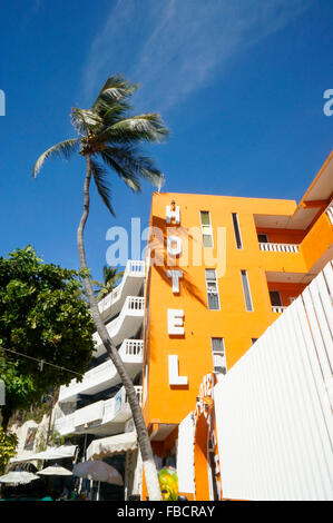 Hôtel près de la Playa Langosta à Acapulco, Mexique Banque D'Images