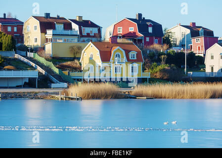 Karlskrona, Suède - le 13 janvier 2016 : des maisons privées sur Lango. Une amende est de Lango billet d'emplacement dans le centre de Karlskrona. Son peuple Banque D'Images