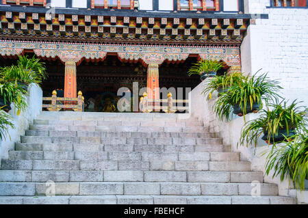 Portail principal, le Bhoutan vue Tashi choe Dzong, centre administratif, siège du roi, gouvernement, forteresse, monastère, copy space Banque D'Images