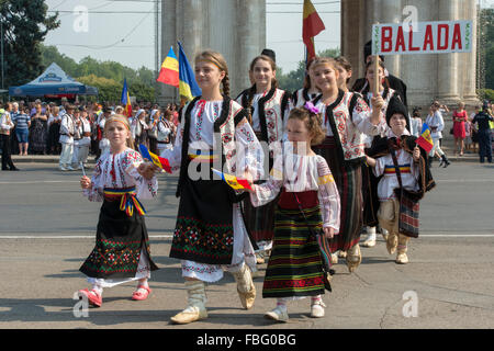 Indépendance Day Parade, Arcul de Triumf, Piata Marii Adunari Nationale, Chisinau Banque D'Images