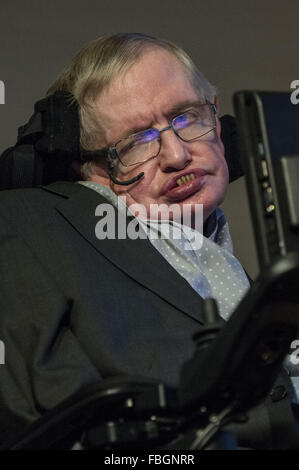 STARMUS annonce panneau de Stephen Hawking Médailles pour la communication scientifique à la Société royale comprend : le professeur Stephen Hawking Où : London, Royaume-Uni Quand : 16 déc 2015 Banque D'Images