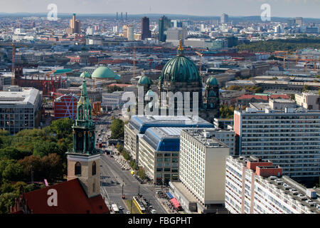 Luftbild : Skyline von Berlin Mitte mit dem Berliner Dom, Unter den Linden, Potsdamer Platz, Berlin. Banque D'Images