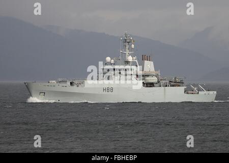 Le HMS Enterprise, l'un des deux navires de classe de l'écho de la Royal Navy, les chefs en début de l'exercice Joint Warrior 13-2. Banque D'Images