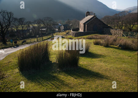 St James Church à Buttermere dans les lacs Banque D'Images