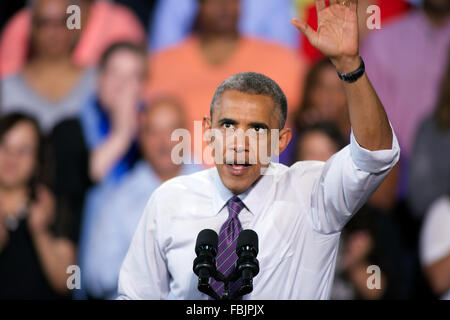 Kansas City, Missouri, États-Unis, 30 juillet 2014, le Président Barak Obama prononce un discours à l'Uptown Theater Crédit : Mark Reinstein Banque D'Images