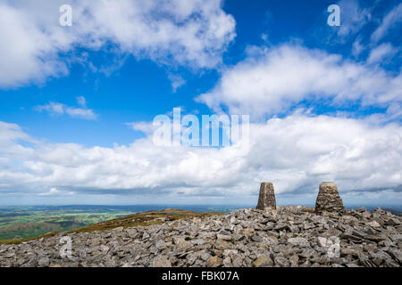 Le pic de la montagne Slieve Gullion dans County Armagh, en Irlande. Banque D'Images