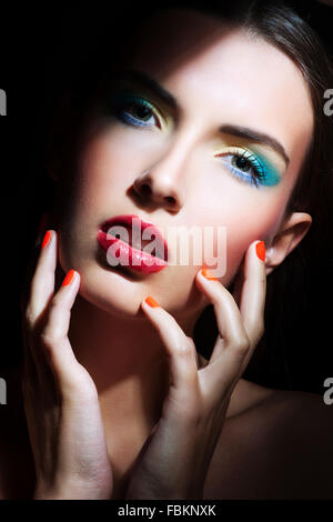 Girl Portrait beauté maquillage colorés Banque D'Images