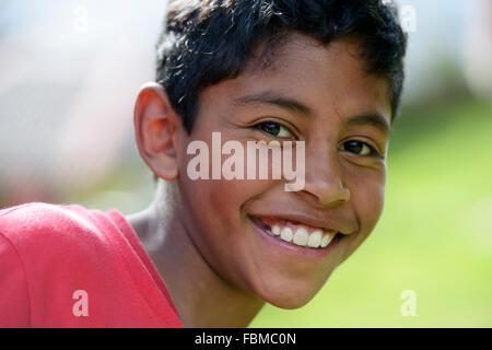 Garçon, 10 ans, portrait, Bogota, Colombie Banque D'Images