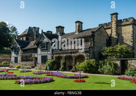 Shibden Hall est un Grade II* énumérés maison historique située dans un parc public à Halifax, West Yorkshire, Angleterre. Banque D'Images