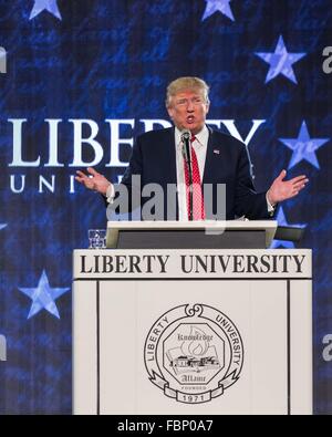 Lynchburg, Virginie, USA. 18 janvier, 2016. Donald Trump parlant @ Université Liberty Crédit : Mark East/Alamy Live News Banque D'Images