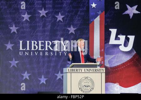 Donald Trump s'exprimant lors de la Liberty University Banque D'Images