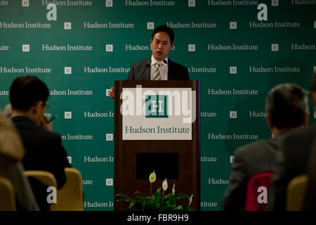 Jeudi, 19 Novembre 2015 : Le Dr John Lee, Senior Fellow à l'Hudson Institute, parlant - Washington, DC USA Banque D'Images