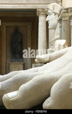 Constantin I Constantin le Grand, les musées du Capitole, le Palazzo del Conservatori , Rome Italie Banque D'Images