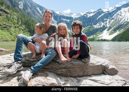 Family rock dans le Glacier National Park, Montana, USA Banque D'Images