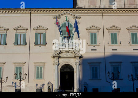 ROME, ITALIE - 30 décembre 2014 : façade frontale du Quirinal à Rome, Italie Banque D'Images