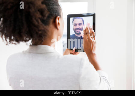 Couple video chat Banque D'Images