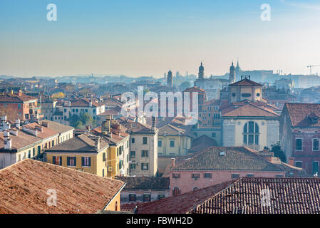 La vie de la rue de Venise. Venise, Italie Banque D'Images