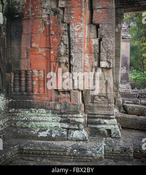 Les danseuses Apsara, bas-relief d'Angkor, au Cambodge Banque D'Images