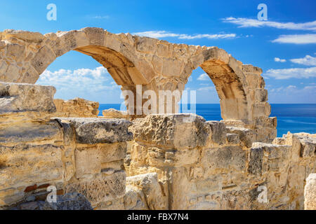 Ancienne ville grecque ruine arches de Kourion, Limassol, Chypre Banque D'Images