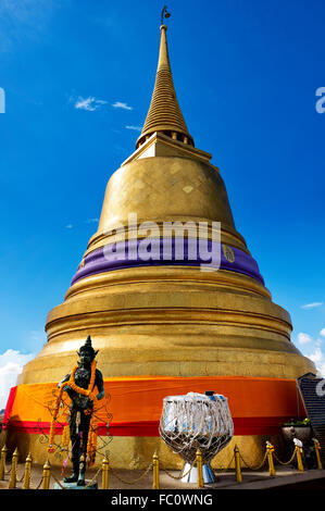 Stupa doré de Wat Saket, Bangkok, Thaïlande Banque D'Images