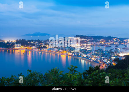 Cheung Chau island nuit vue à Hong Kong Banque D'Images