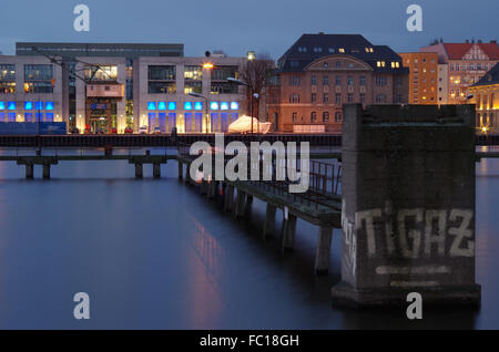 Spree à Berlin Treptow Banque D'Images