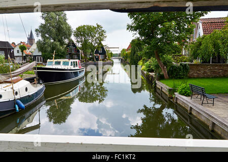 Canal à Edam, North-Holland, Pays-Bas Banque D'Images