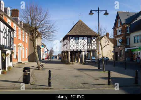 L'ancienne Mairie à Royal Wootton Bassett construit en fin du 17ème siècle et est maintenant utilisé comme un musée. 1889 restauré Banque D'Images