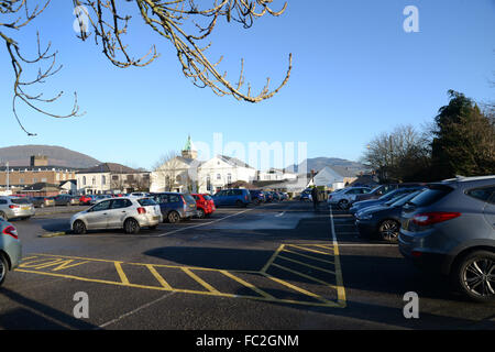 Le mardi 19 janvier 2016 stock générique photo d'un parking à Abergavenny Wales UK Banque D'Images