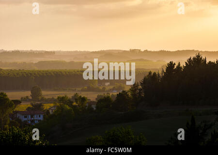 Belle lumière après de fortes pluies en Toscane, Italie. Banque D'Images