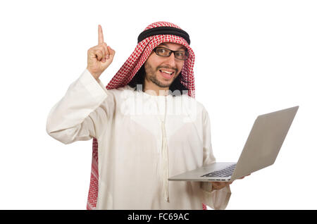 L'homme arabe avec ordinateur portable isolé sur fond blanc Banque D'Images