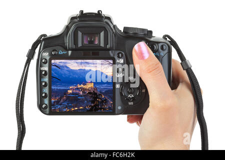 Appareil photo en main et d'hiver Autriche view Banque D'Images