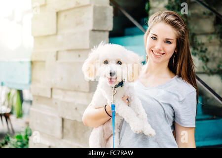 Caucasian woman outdoors Banque D'Images