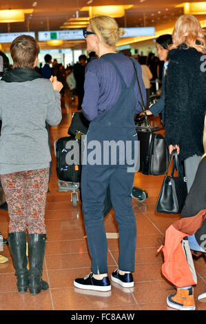 Tokyo, Japon. Le 20 janvier, 2016. L'actrice Cate Blanchett est perçu à l'arrivée à l'Aéroport International de Tokyo à Tokyo, Japon, le 20 janvier 2016 : dpa Crédit photo alliance/Alamy Live News Banque D'Images