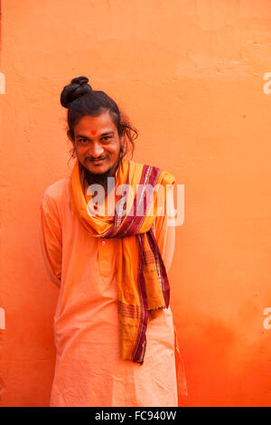 Sadhu, Varanasi (Bénarès), de l'Uttar Pradesh, Inde, Asie Banque D'Images