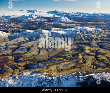 Vue aérienne de montagnes, Emstrur. Par région volcan Katla- Myrdalsjokull, sous la calotte glaciaire de l'Islande Banque D'Images