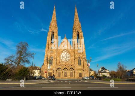 Vue sur St Paul église protestante, Strasbourg, Alsace, France Banque D'Images