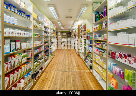 Intérieur d'un magasin d'aliments naturels à Skibbereen, West Cork, Irlande. Banque D'Images